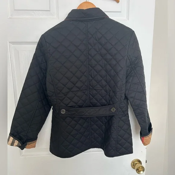 Burberry Black Quilted Puffer Jacket - Picture 5 of 17